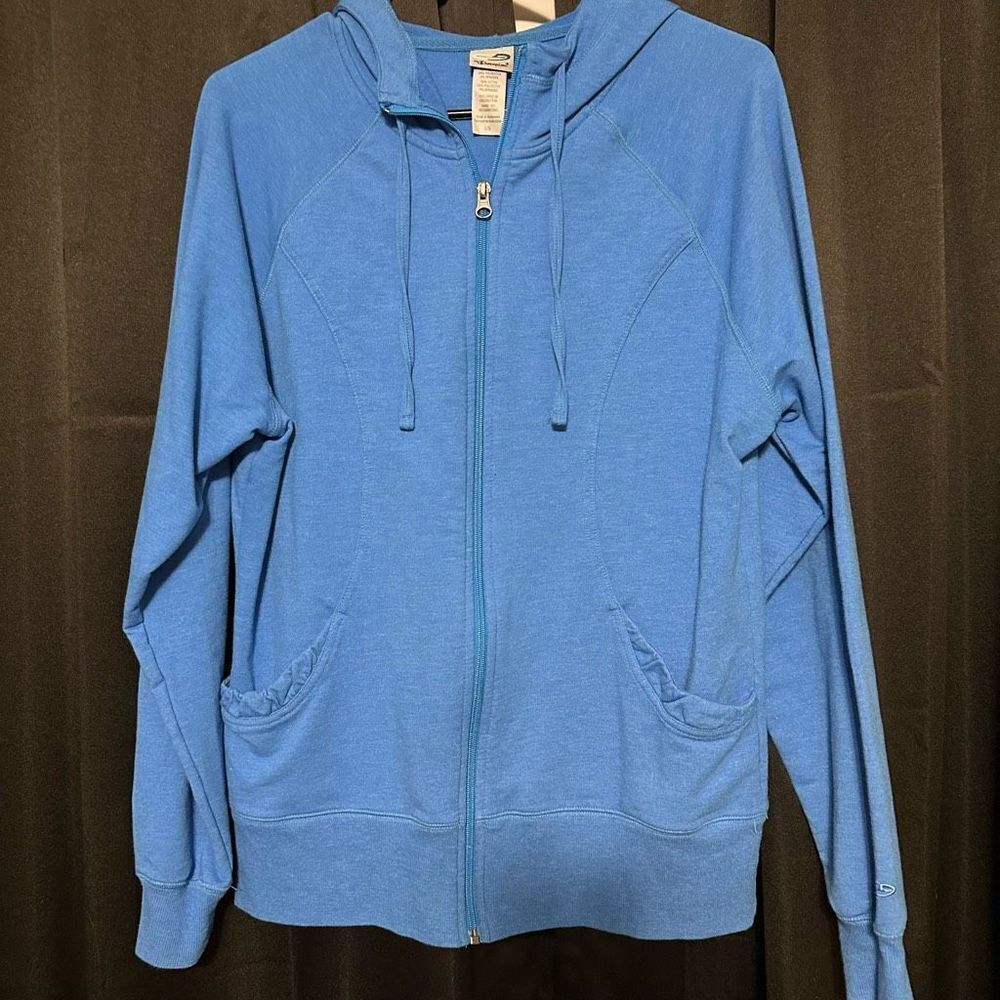 Champion zipper up hoodie jacket, Blue color, 2 side pockets, hood
